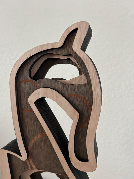 Minimalistische houten sculptuur – Handgemaakte lasergesneden kunst – Woondecoratiecadeau