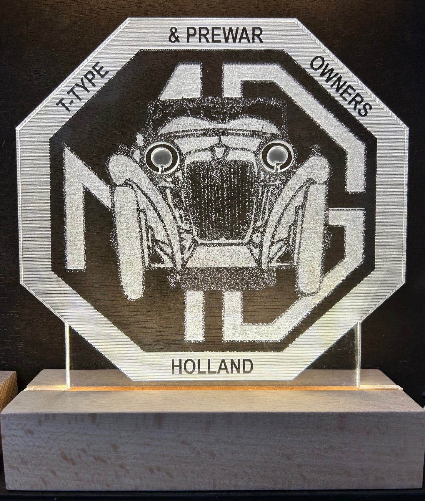 3D LED lamp - MGTTO Club Holland